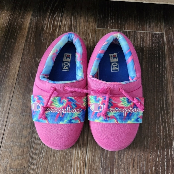 Champion Other - Champion Kids' Pink Slip-On Shoes Slippers Size 4Y